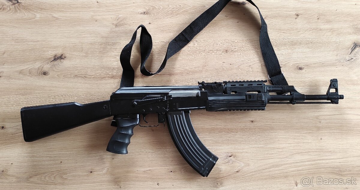Airsoft AK 47 - 2