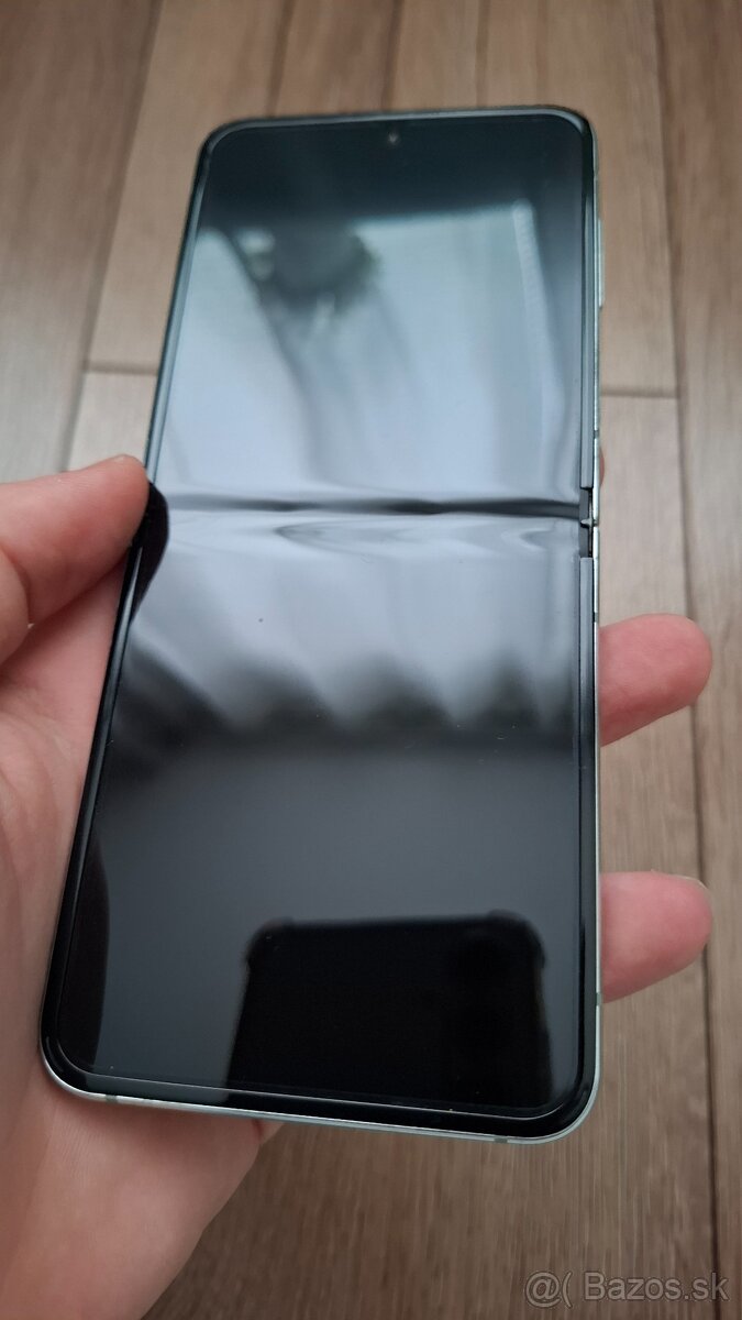 Samsung Galaxy Z Flip 5 512GB - 2