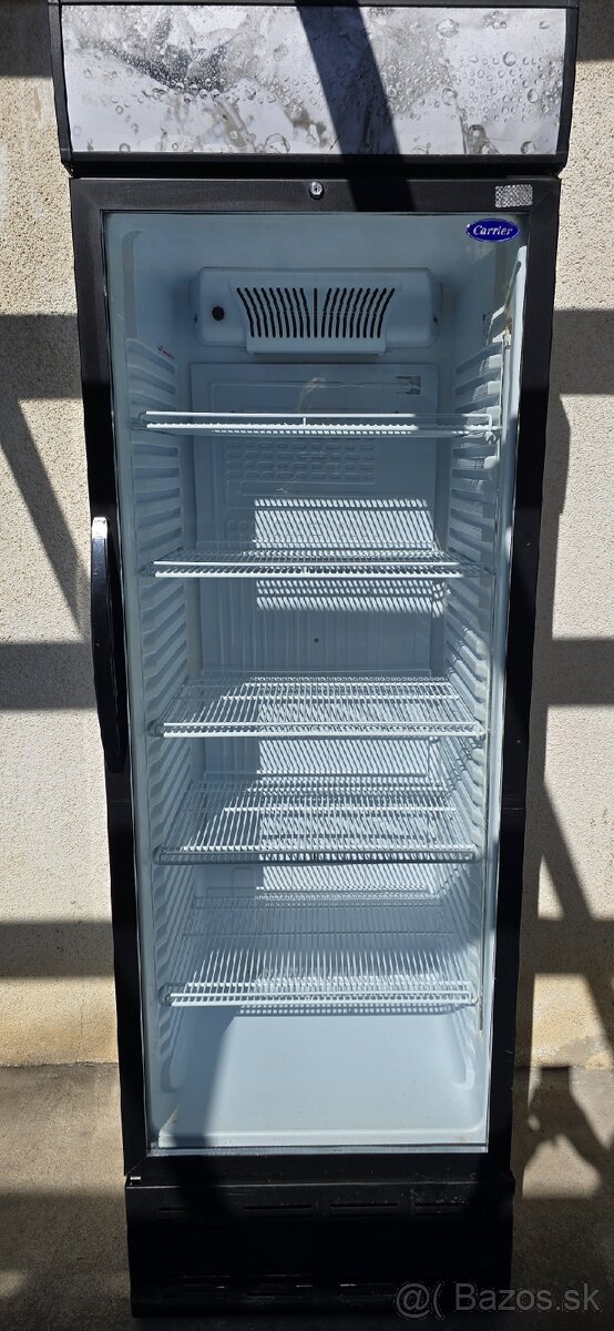 Vytrínová chladnička Carrier - 2