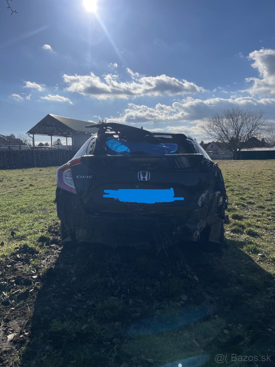 Honda Civic 1.5 vtec turbo executive - 2