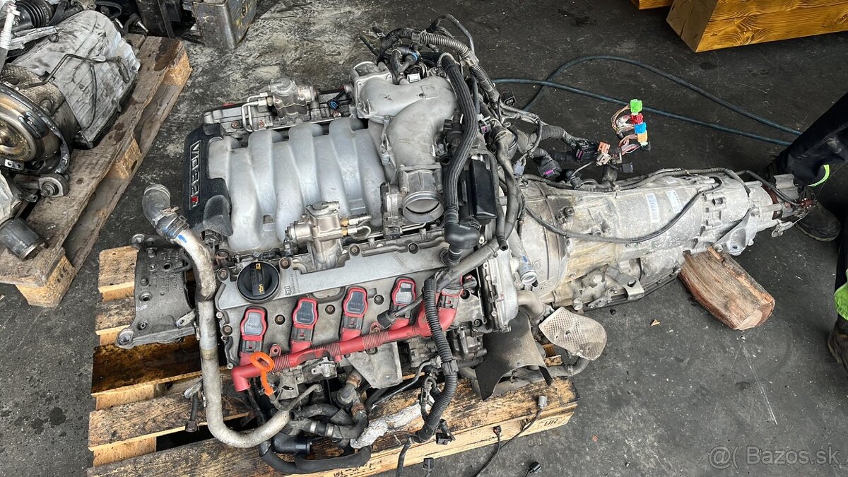 Motor Audi S8 5.2 FSI 331KW KÓD: BSM - 2