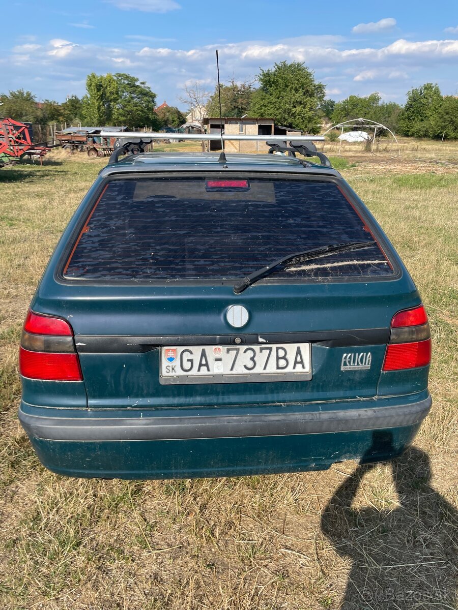 ŠKODA FELICIA COMBI 1.9D - 2