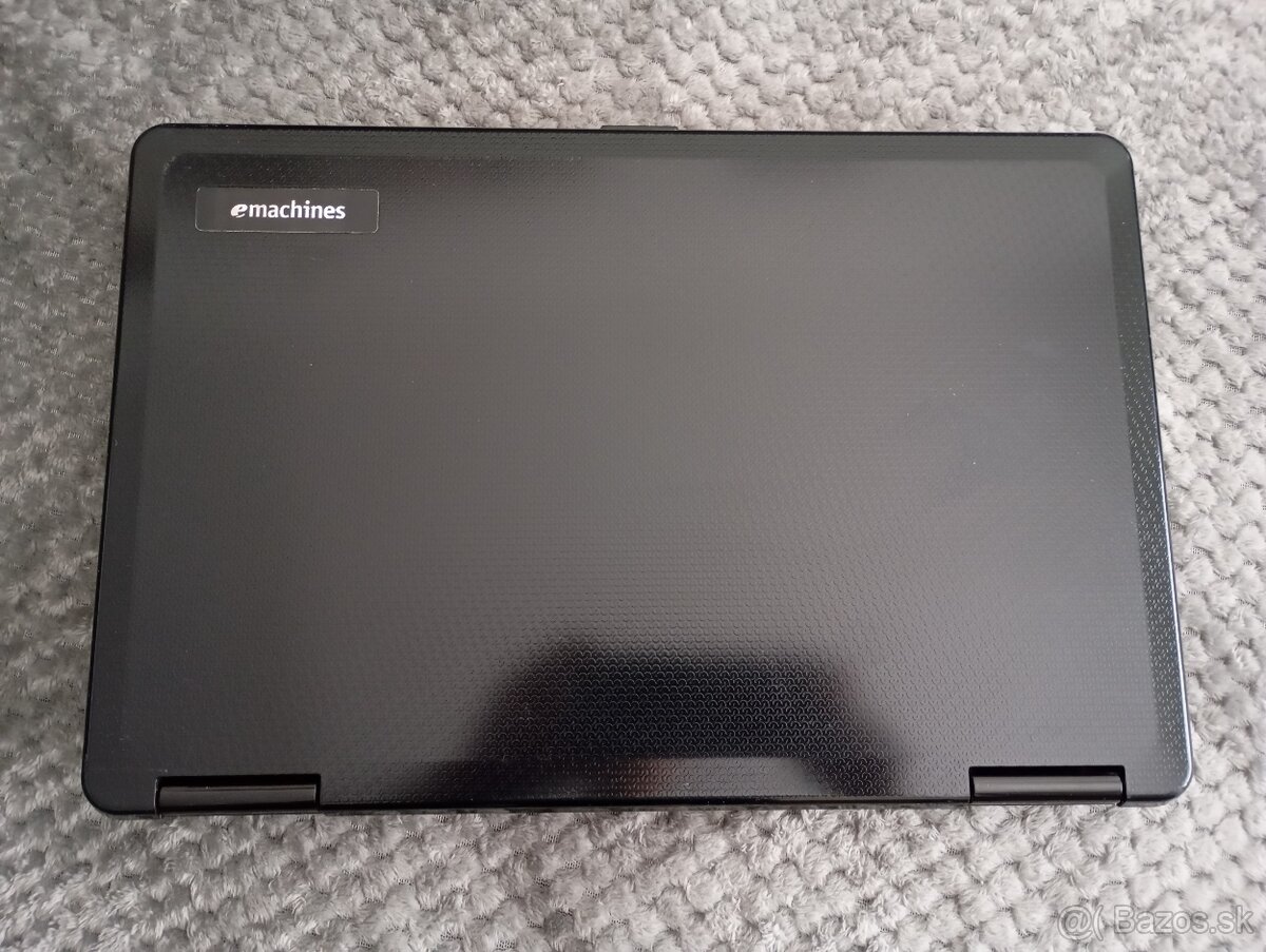 predám na diely/doskladanie ACER EMACHINES E725 - 2