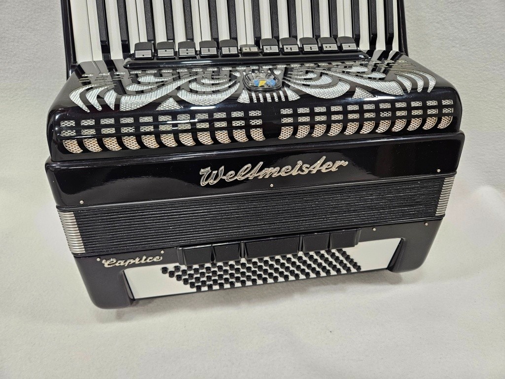 akordeon weltmeister caprice 96 basovy TOP - 2