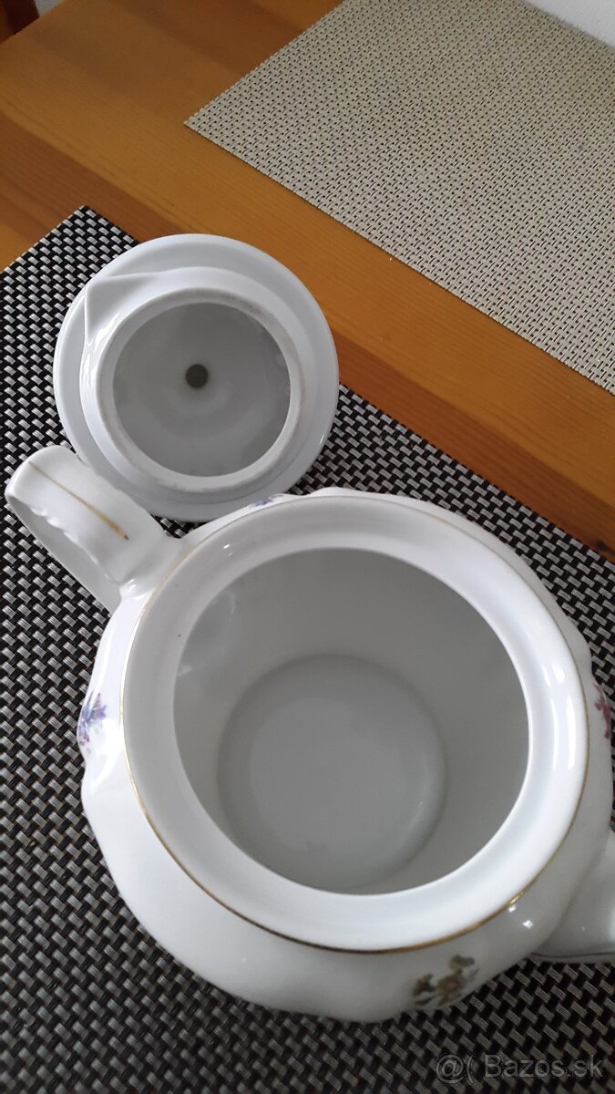 Čajník porcelánový - 2