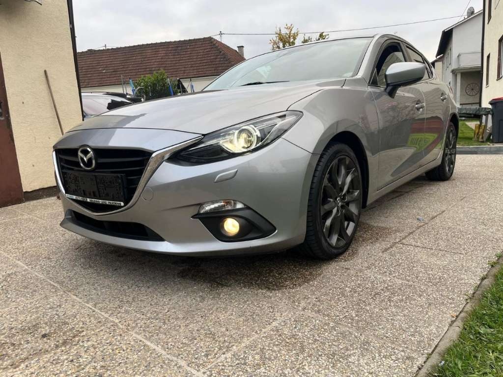 mazda3 typ bm 2.0i 1.5i 2.2 diesel rok 2015 šeda farba - 2