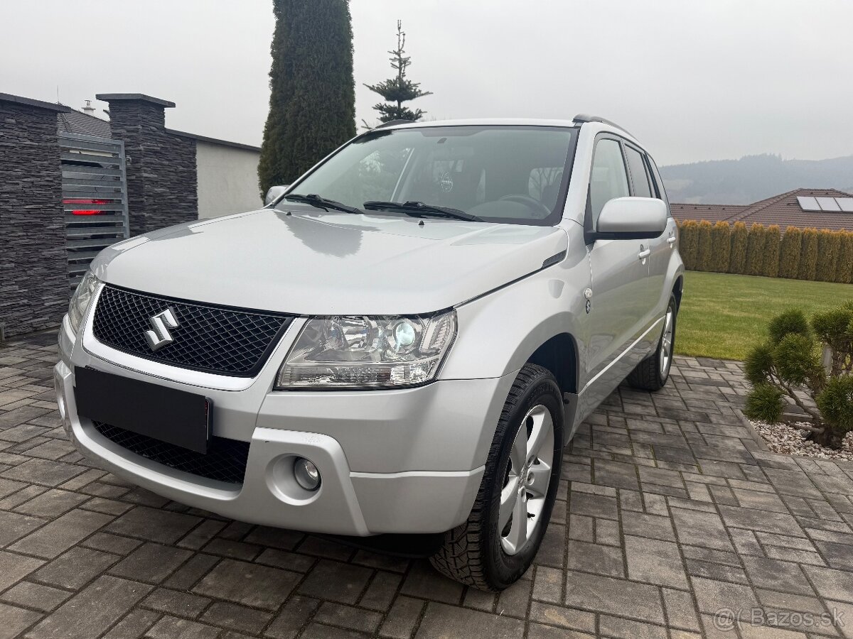 Suzuki Grand Vitara 2.0 Benzin 4x4 len 66000km - 2
