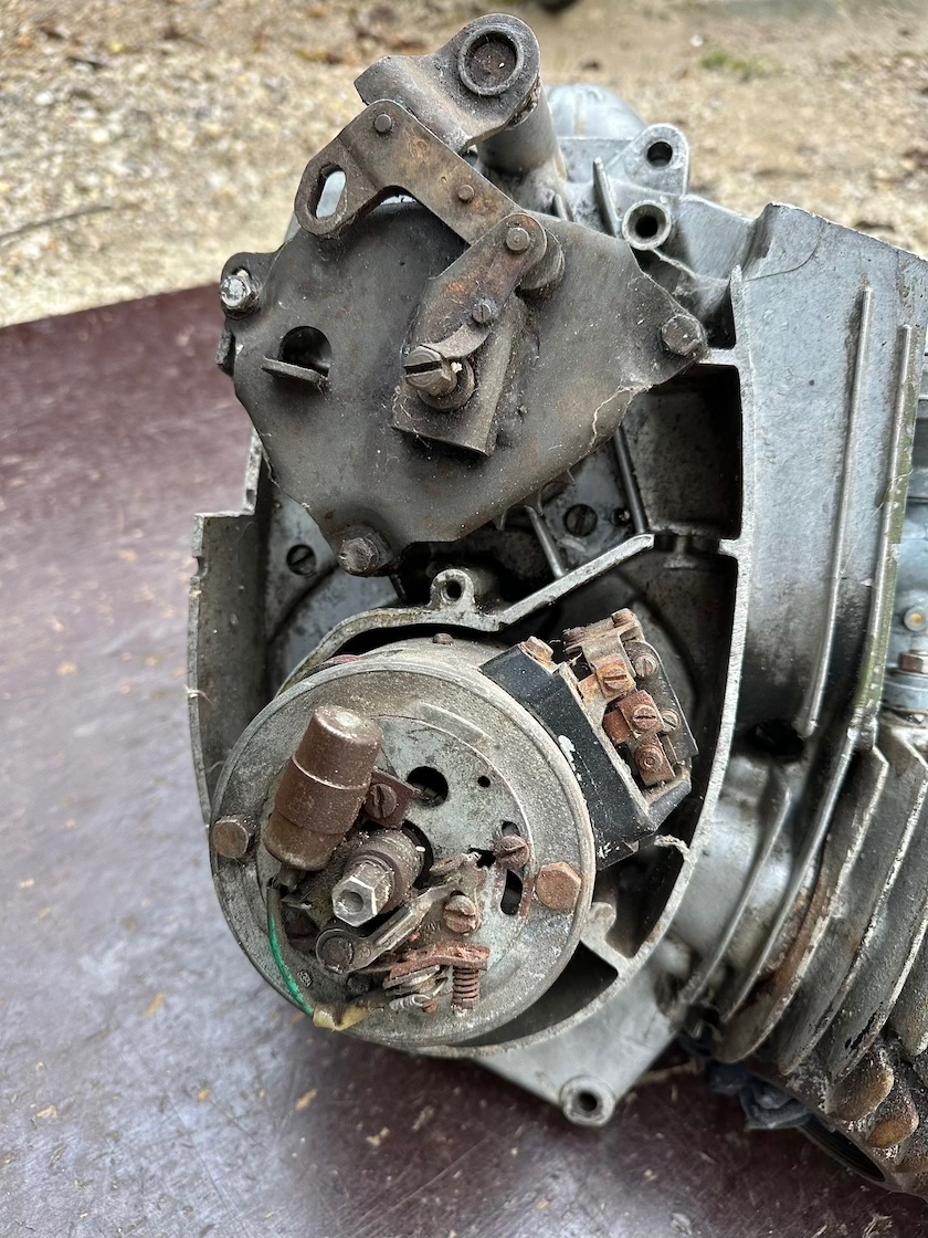 Predám motor JAWA 250/559 panelka pretáča a radí - 2