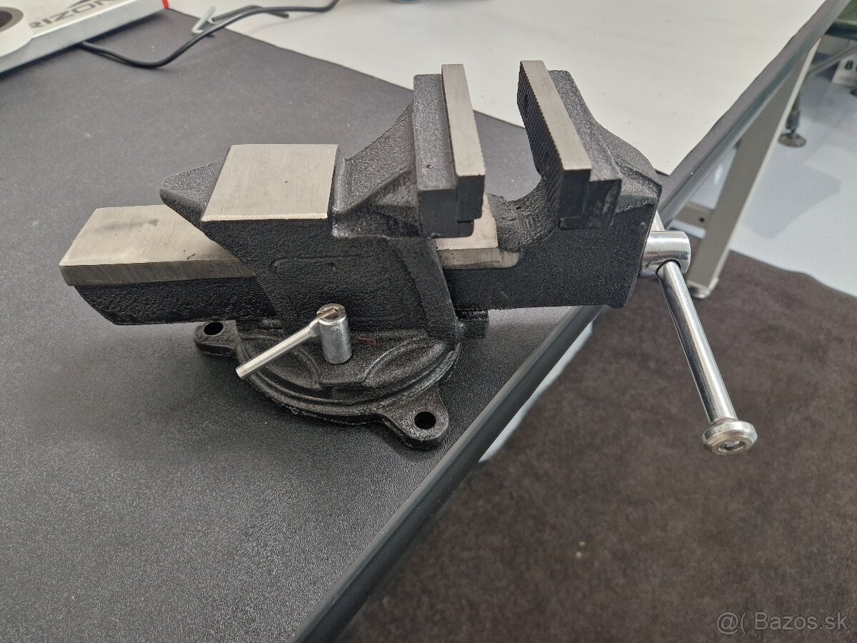 Otočný zverák 100mm - 2