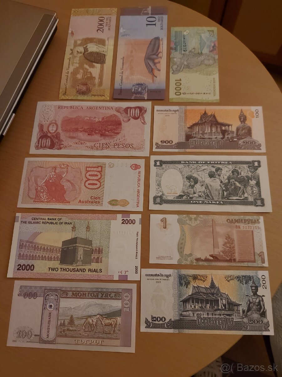 Staré bankovky. - 2