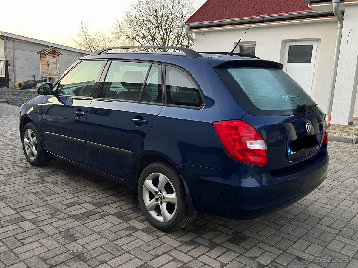 Skoda Fabia 1.4 Benzin Combi - 2