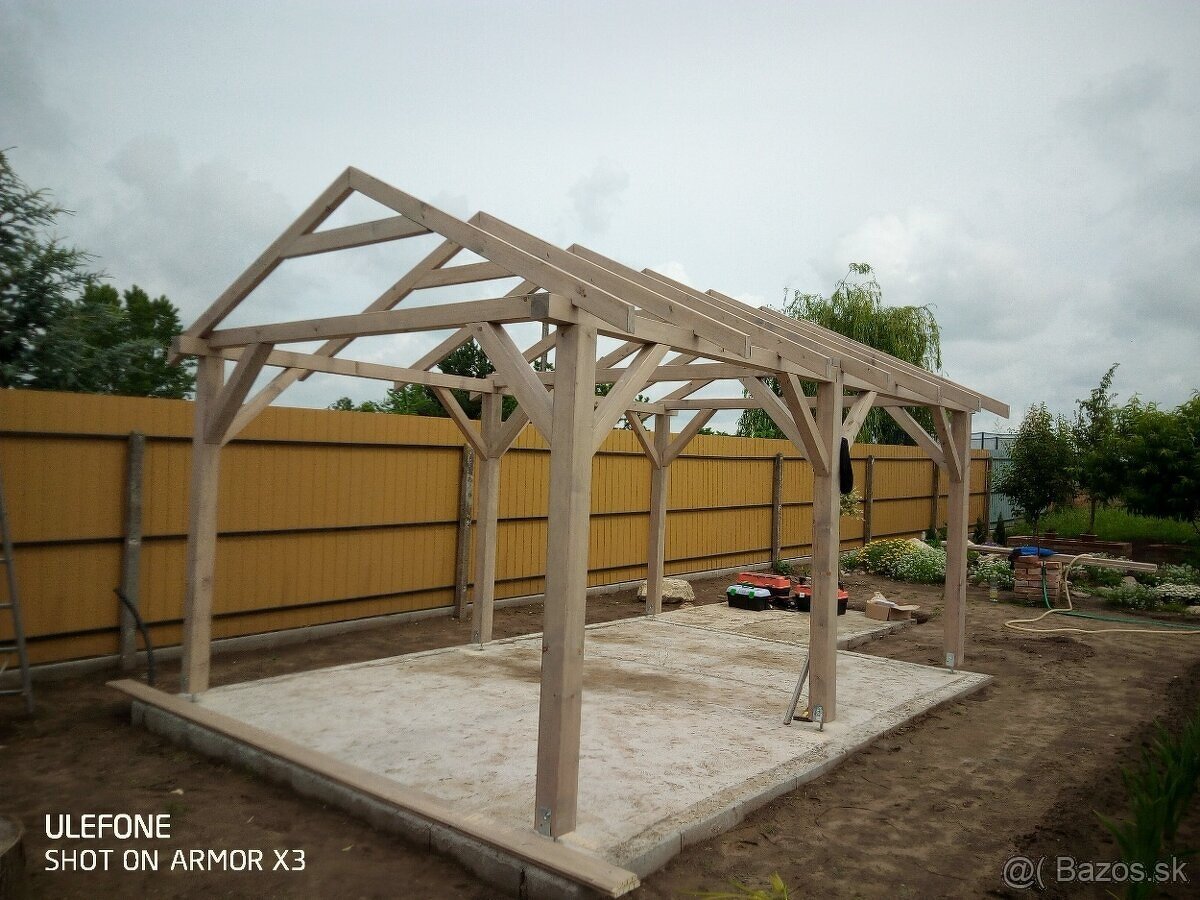 Predám drevenú konštrukciu 3.7x5 m - 2