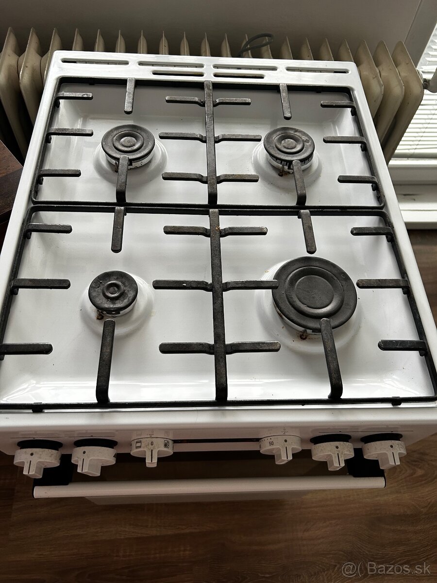 Plynový sporák MORA - 2