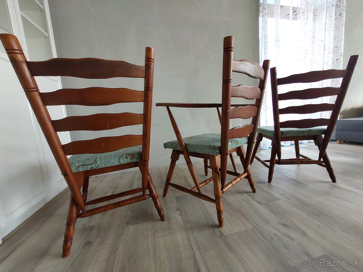 Drevené stoličky - 2
