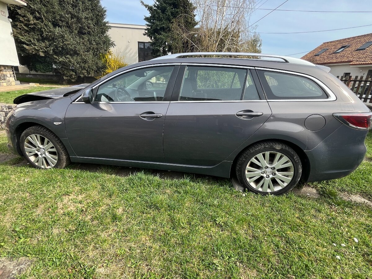 Mazda 6 Combi Wagon 1.8 - havarované - 2