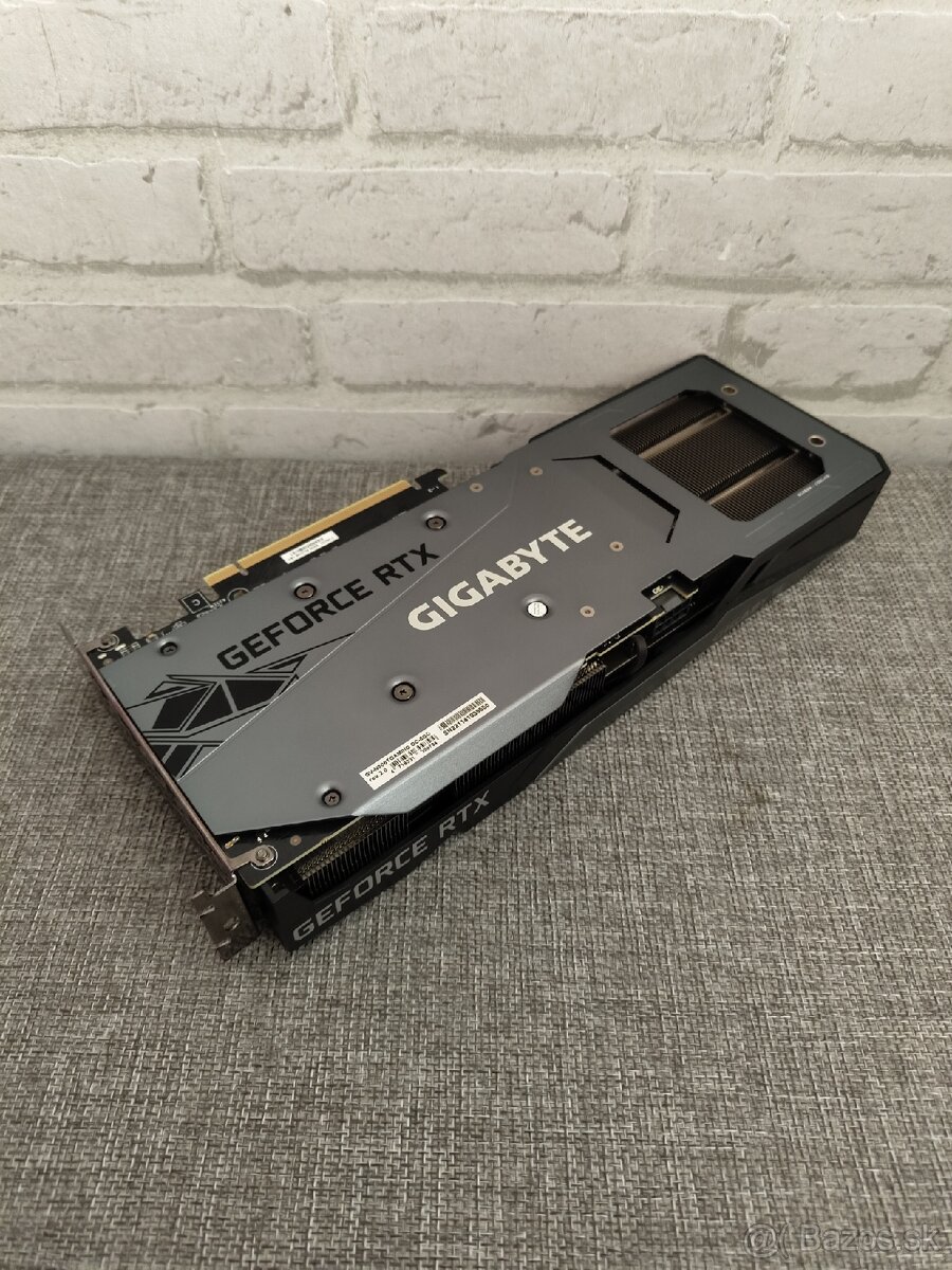 GIGABYTE RTX 3060 Ti GAMING OC 8G - 2