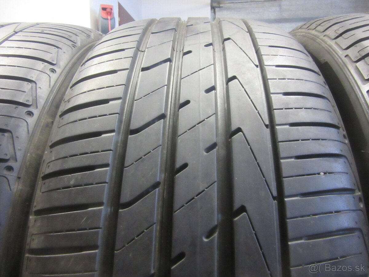 Letné pneumatiky Hankook 235/50R19 - 2