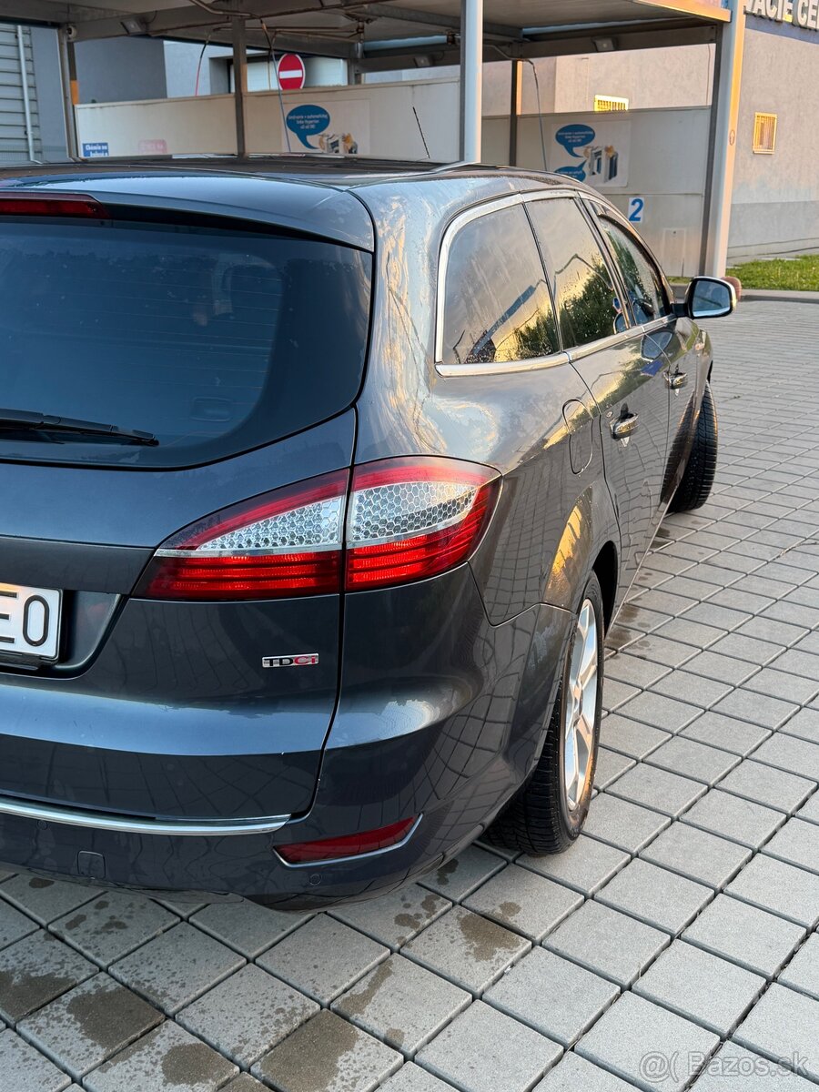 Ford Mondeo Combi mk4 - 2