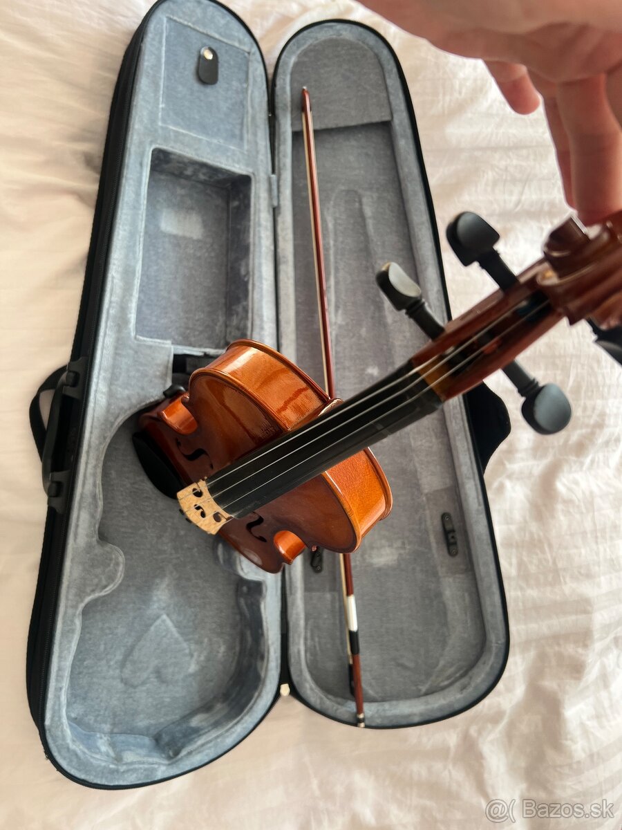 Husle 3/4 Ako nové - 2