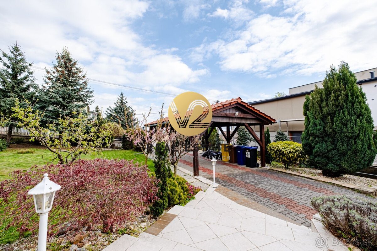 Na PREDAJ RD Zobor 120m2, pozemok 460m2 - 2