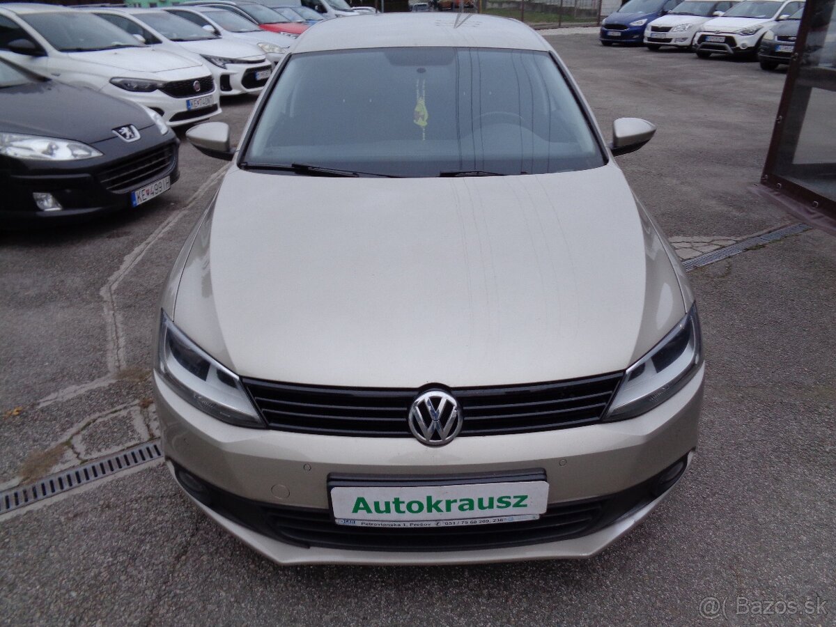 Volkswagen Jetta 1.6 TDI Comfortline - 2