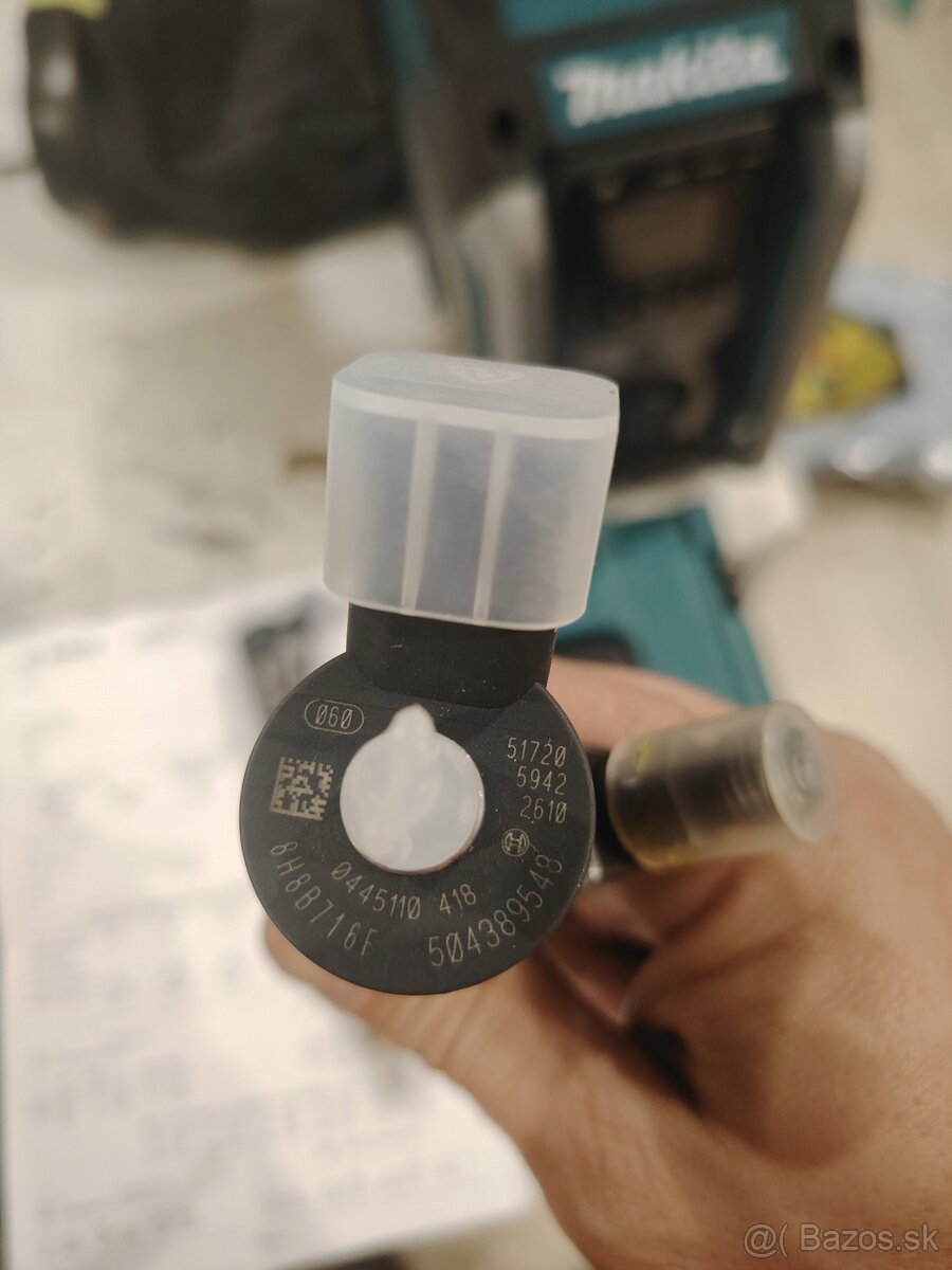 Vstrek 0445110418 - 2