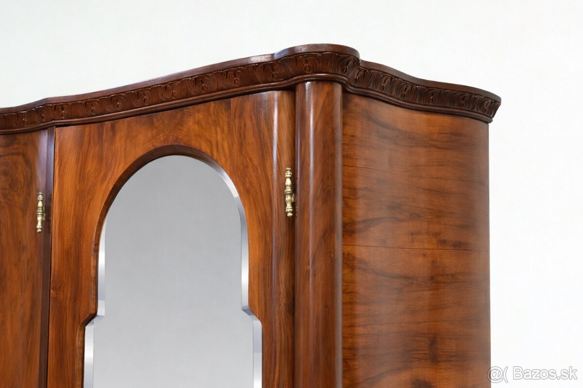 STAROŽITNÁ SKRIŇA - 2