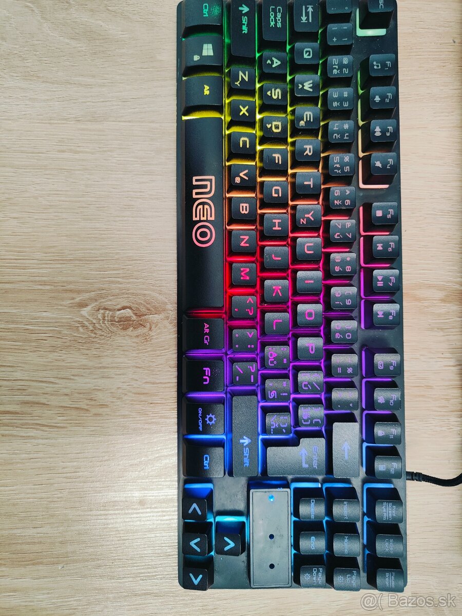 Klávesnica herná a podložka - 2