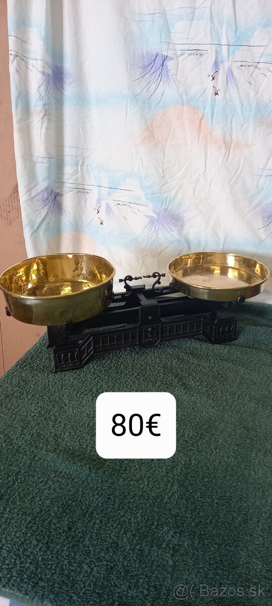 Dvojmisková liatinová vaha - 2