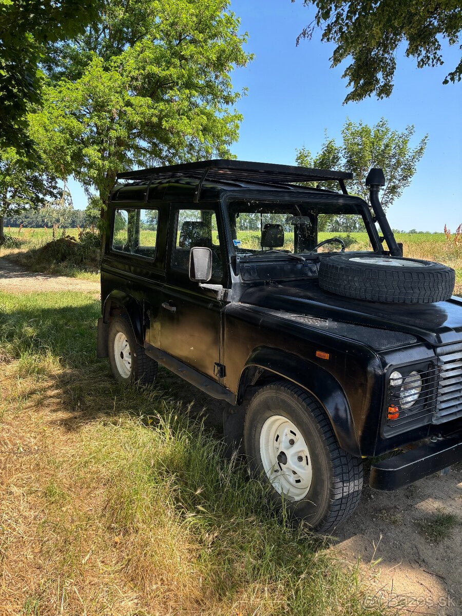 Land Rover 90, Defender