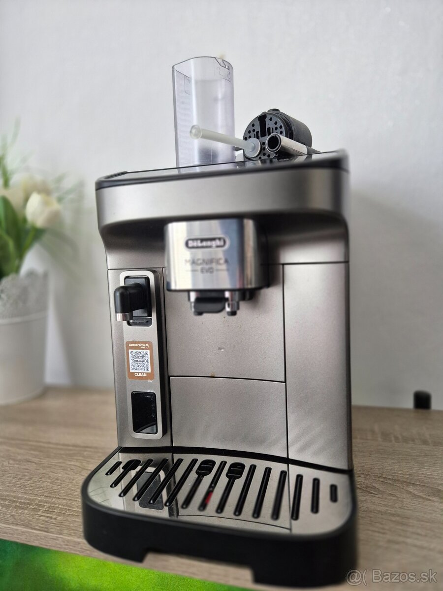 Delonghi Magnifica Evo ECAM290.81.TB - 2
