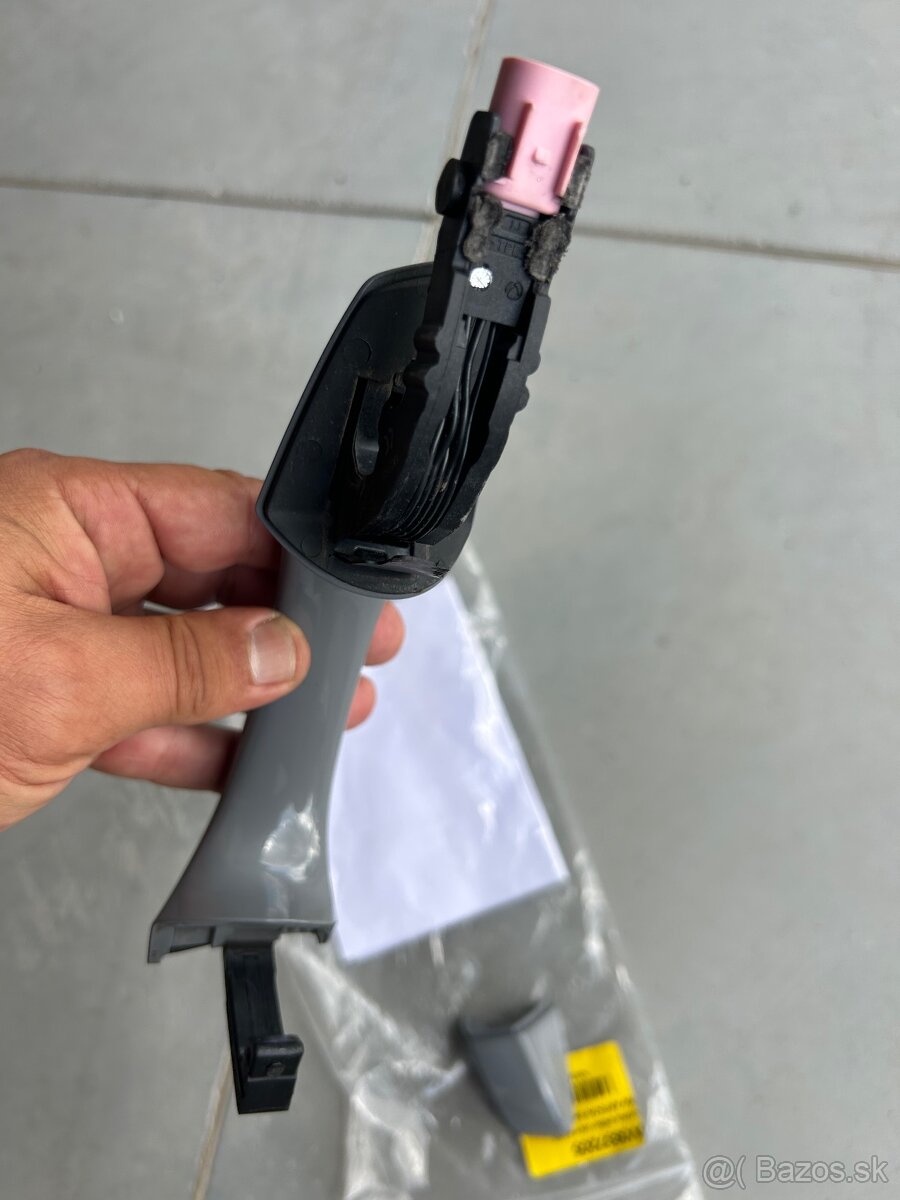 VW Arteon kľučka dverí - 2