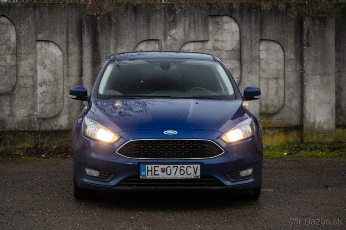 Ford Focus 1.0 EcoBoost Titanium X - 2