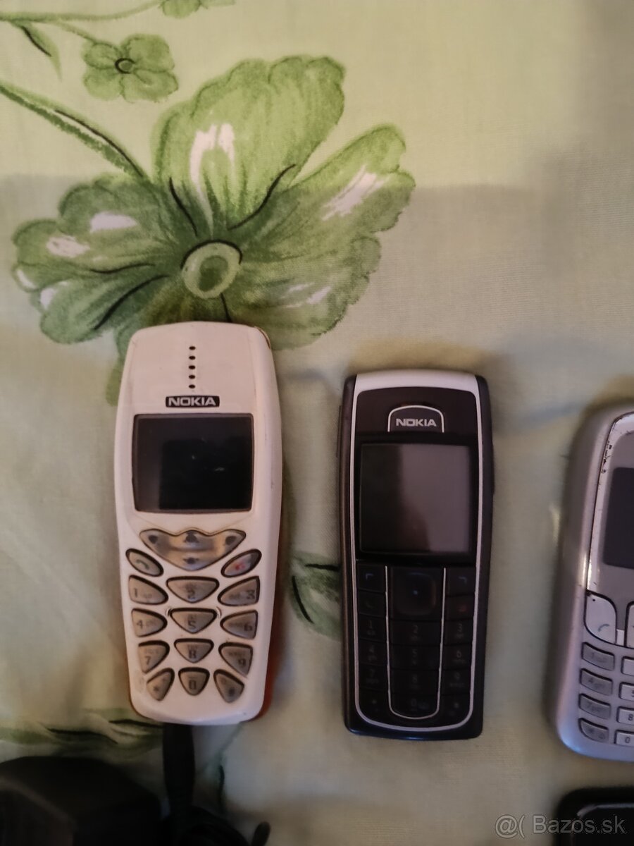 Predám staré telefóny do zbierky - 2