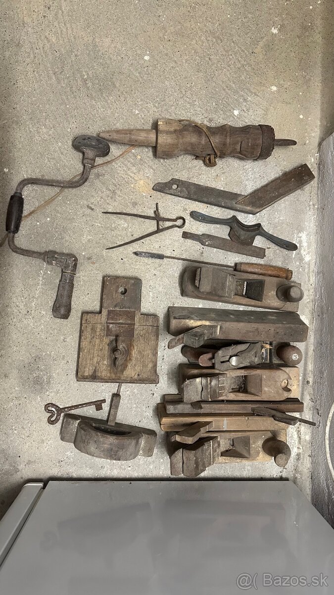 Predám starožitne hobliky - 2