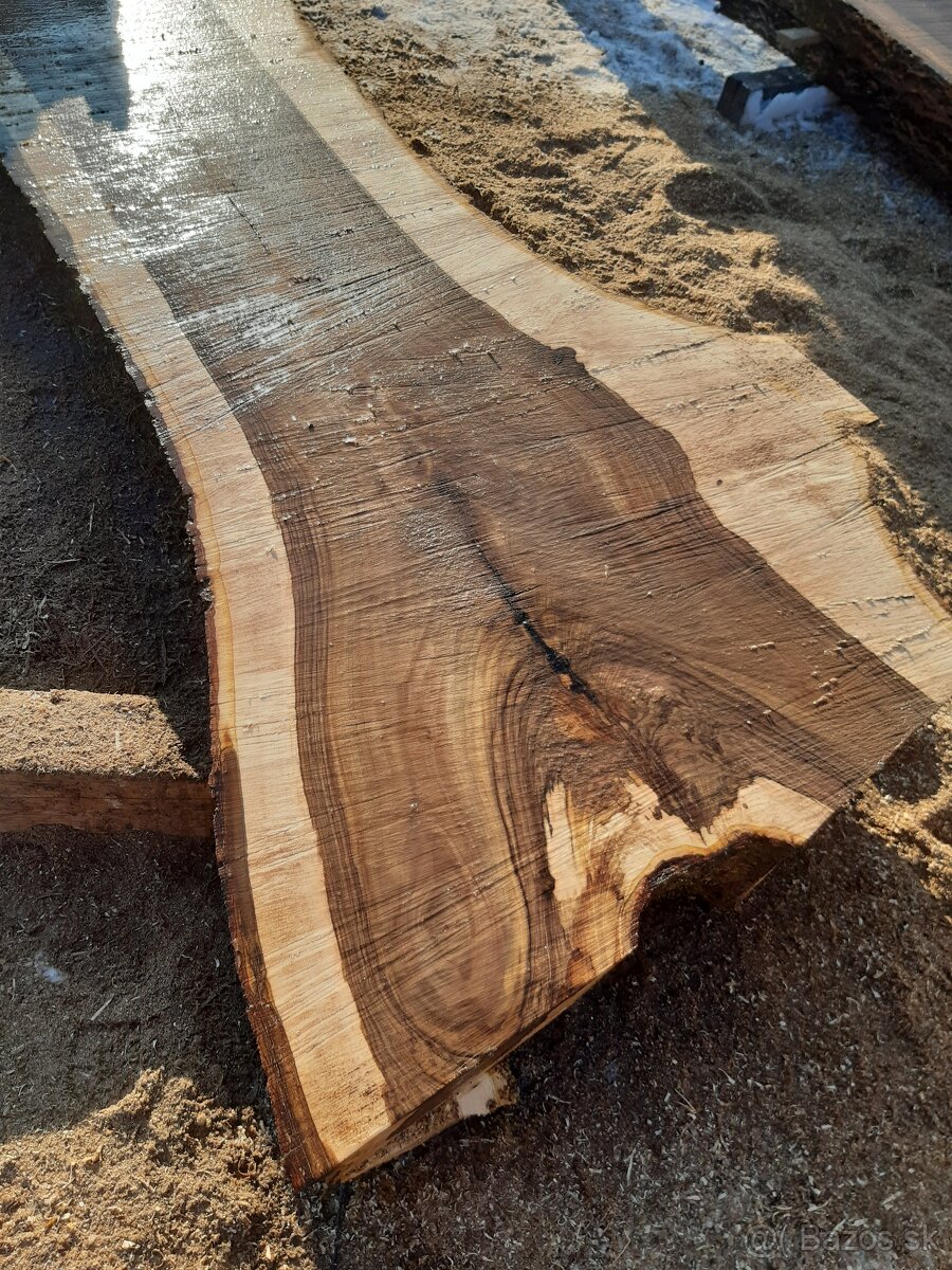 predám orechové drevo a rezivo - 2