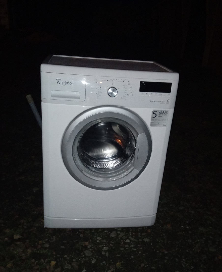 Predám ZÁNOVNÁ plnefunkčná automatická práčka WHIRLPOOL,A+++ - 2