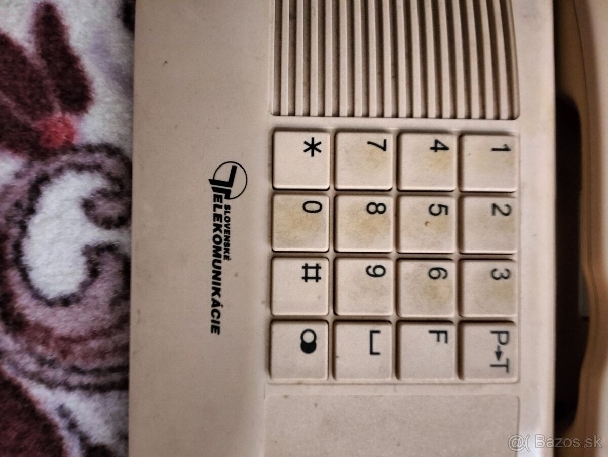 Predám starý telefón - 2