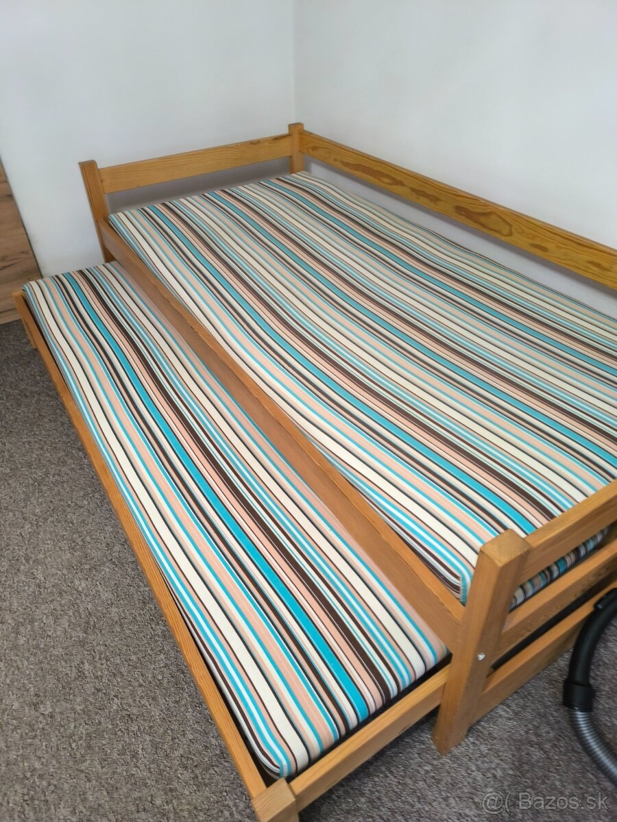 Drevená posteľ - 2