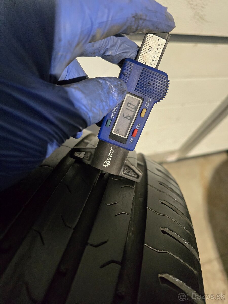 Letné Pneu Continental EcoContact5 215/55 R17 - 2