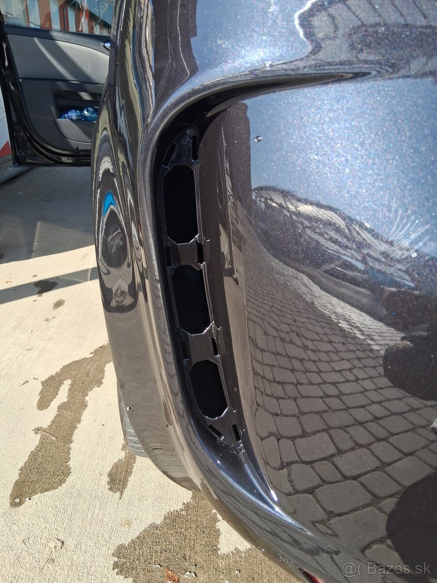 Zadny naraznik krytka - 2