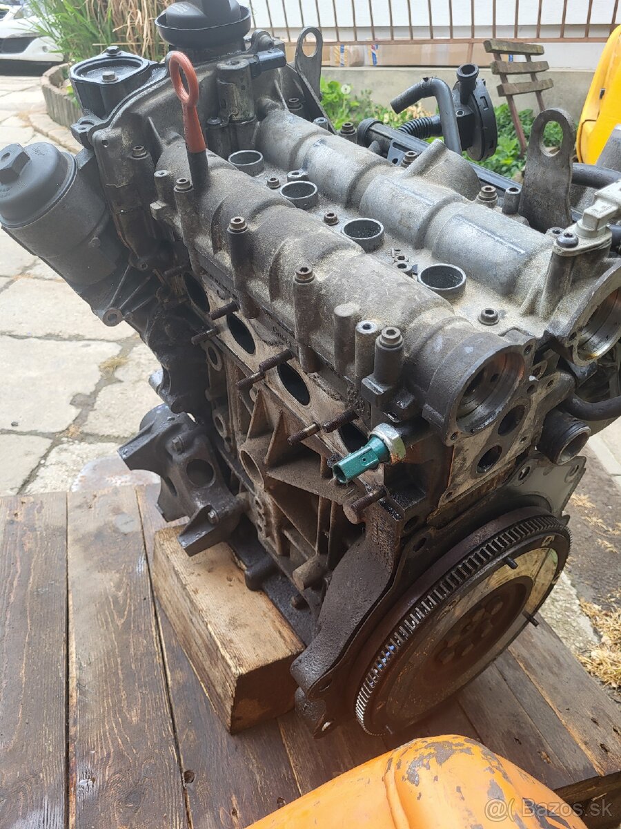 motor 1.6 BTS benzin - 2