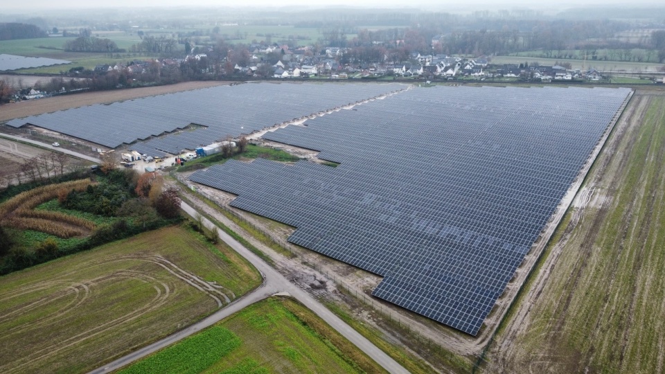 ELEKTRIKÁR NA MONTÁŽ DC/AC - 2