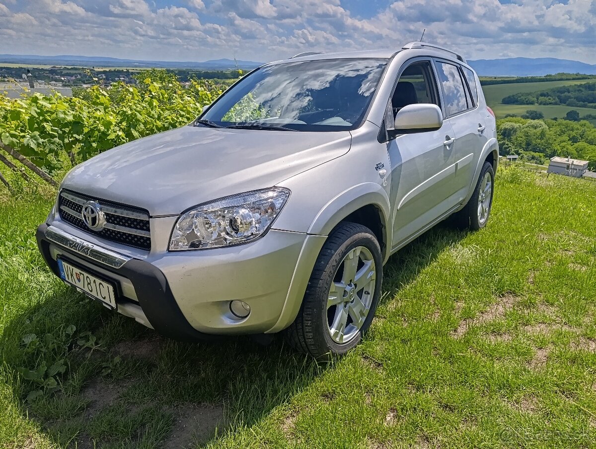 RAV4 2.2 dízel - 2