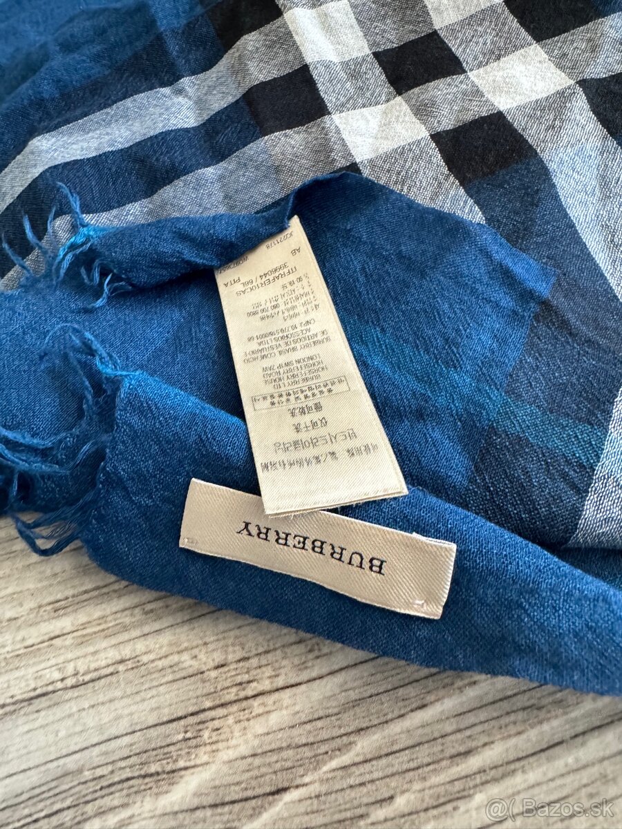 Burberry Brit šál - 2