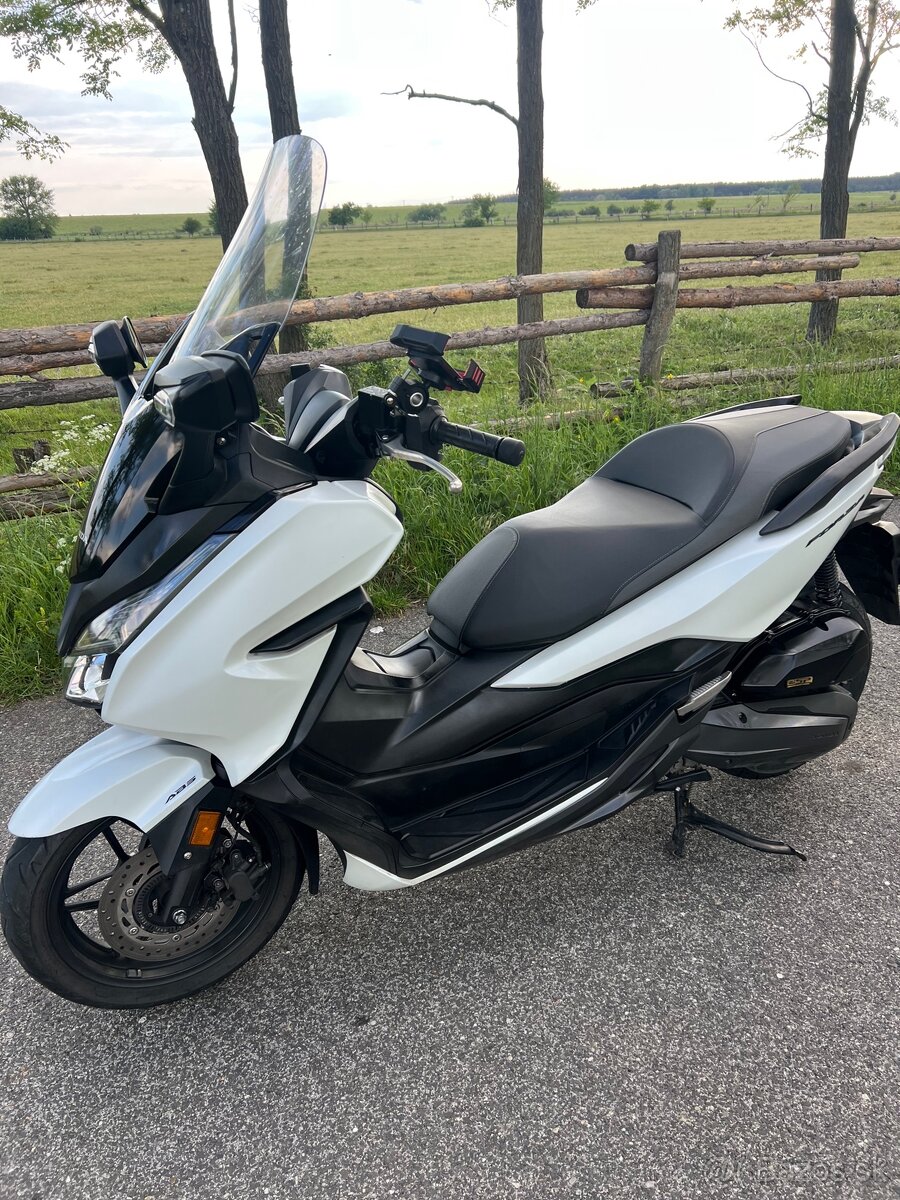 Honda forza 125 - 2