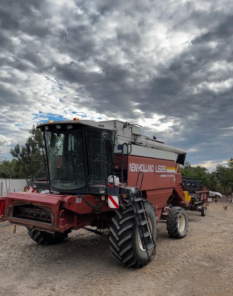 New Holland L626 - 2