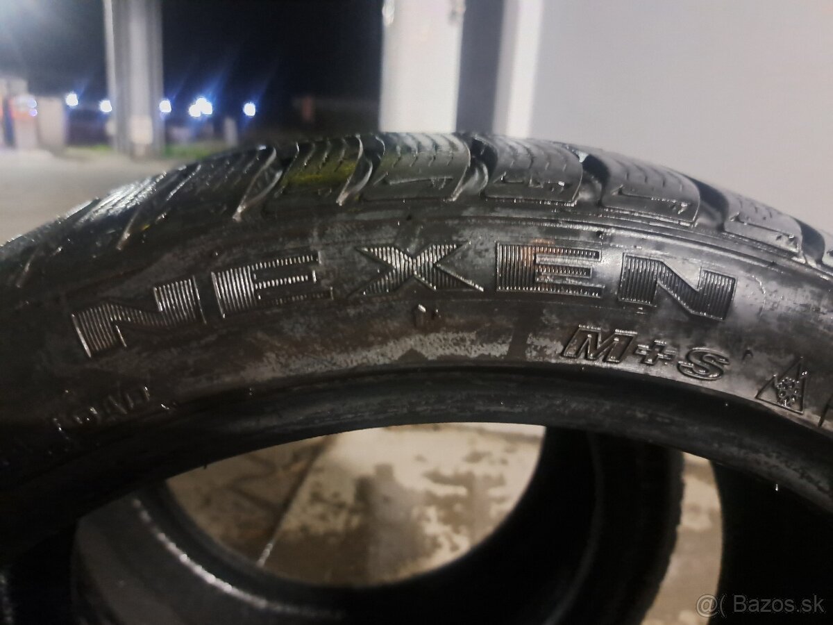 Zimné pneumatiky 215/40 r17 - 2