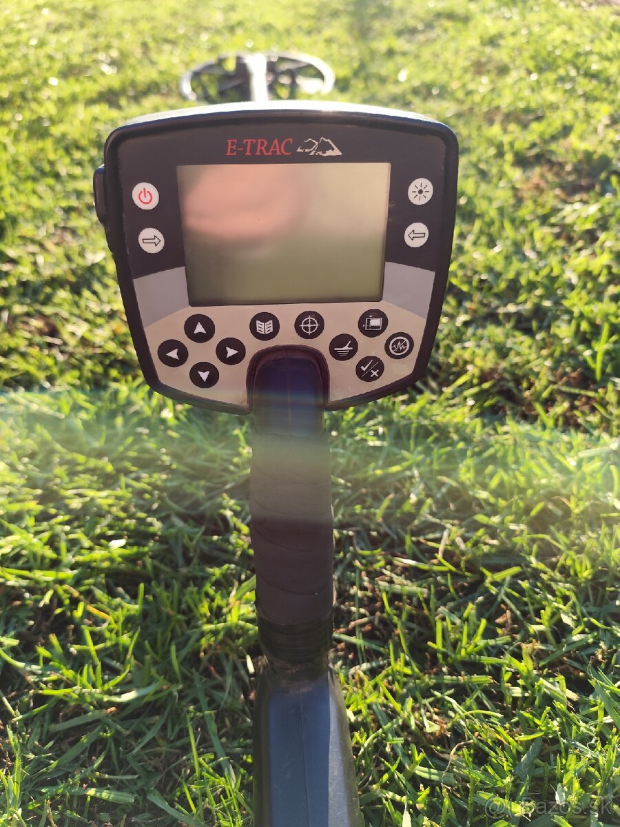 Detektor kovov Minelab E-Track - 2