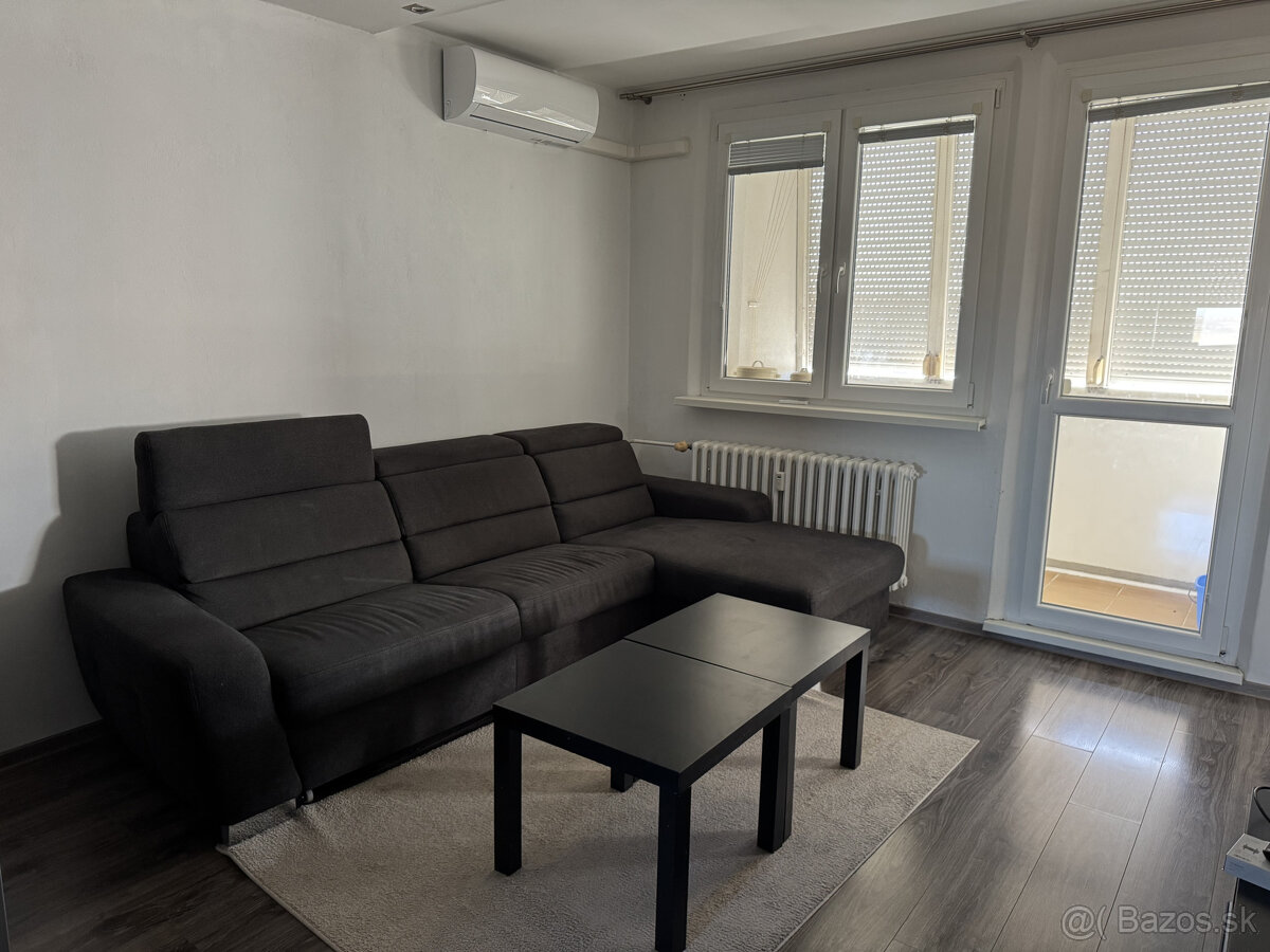 Priestranný 4 izbový byt v tichej lokalite s krásnym výhľado - 2